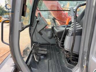 2019-hitachi-zx70-1493380-49300398