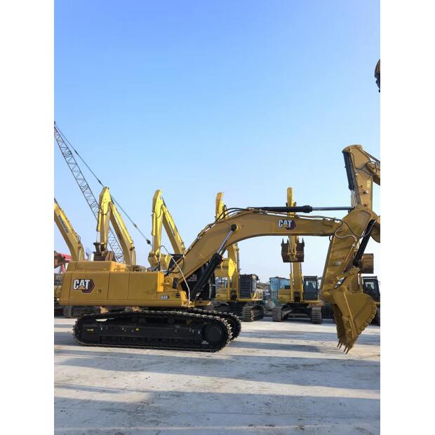 2024 كاتربيلر 349D2L-49300735