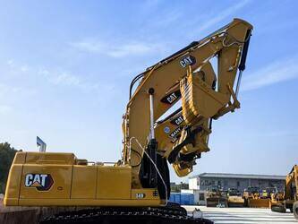 2024-caterpillar-349d2l-1493398-49300736