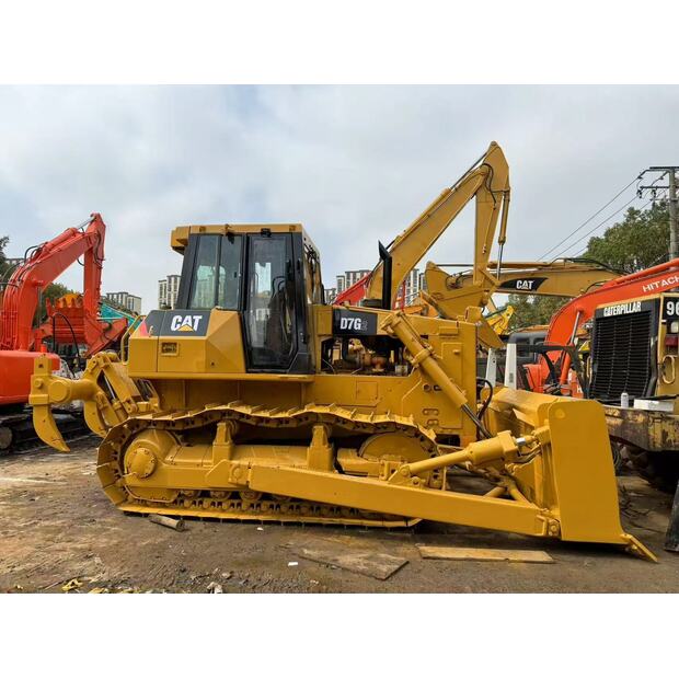 2020 كاتربيلر D7G-2-49300864