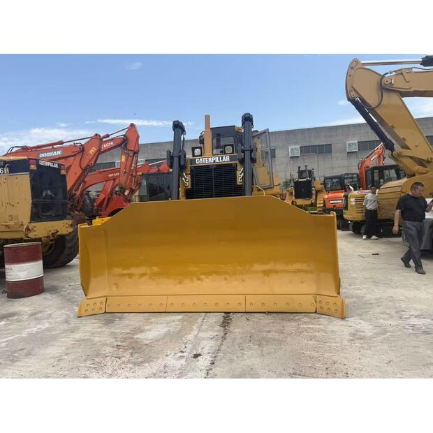 2018 Caterpillar D8R-49300885