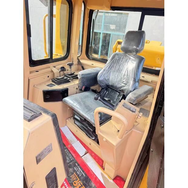 2015 كاتربيلر D8R-49300898