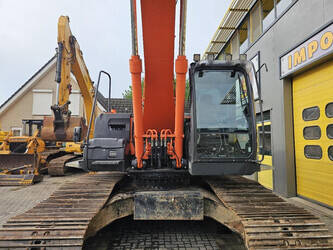 2014-hitachi-zx250lc-5b-1493385-49301111