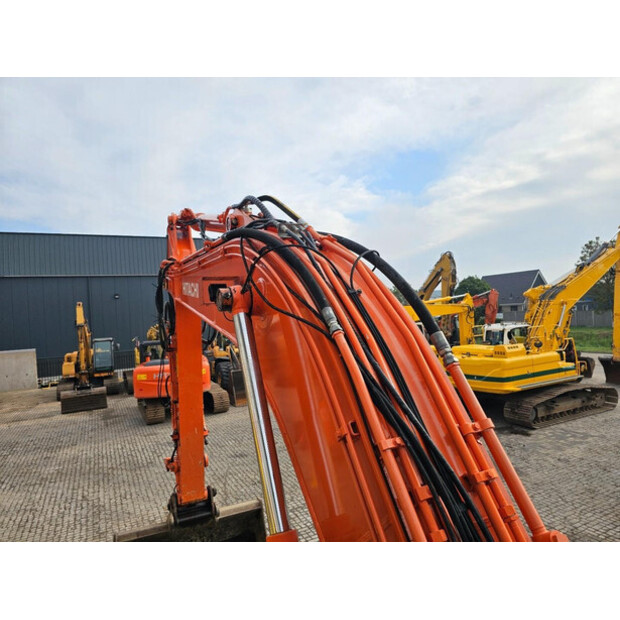 2014 Hitachi ZX250LC-5B-49301114