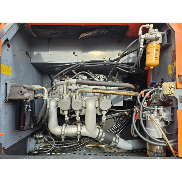 2014 Hitachi ZX250LC-5B-49301119