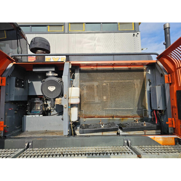 2014 Hitachi ZX250LC-5B-49301120