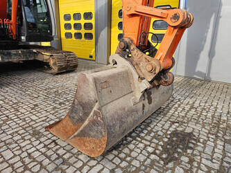 2014-hitachi-zx250lc-5b-1493385-49301126