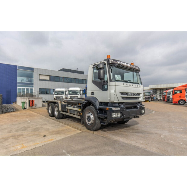 2011 Iveco TRAKKER 410-49301201