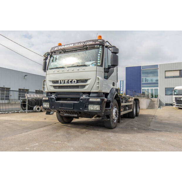 2011 Iveco TRAKKER 410-49301207