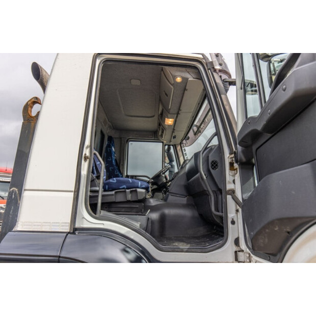 2011 Iveco TRAKKER 410-49301256