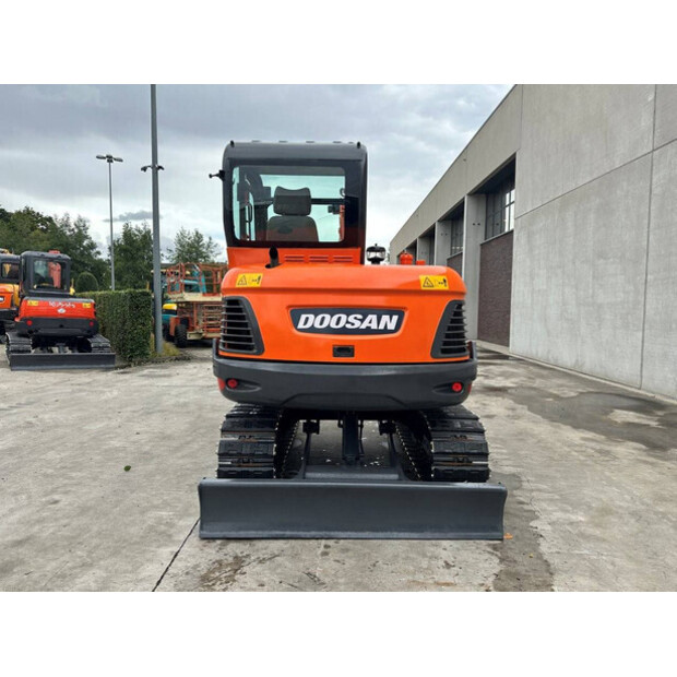 2018 Doosan DX55-9C-49301562