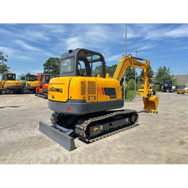2021 LiuGong CLG906E-49301689