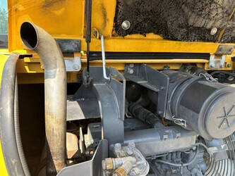 2014-komatsu-pc56-7-1493433-49301876