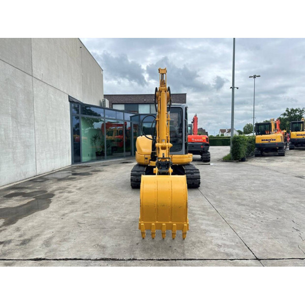 2010 كوماتسو PC40MR-1-49301895