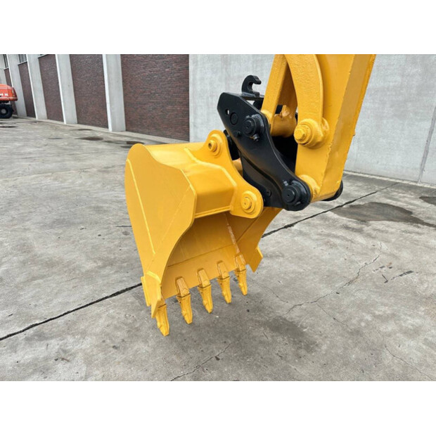 2010 كوماتسو PC40MR-1-49301901