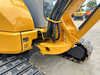 2010-komatsu-pc40mr-1-1493434-49301908