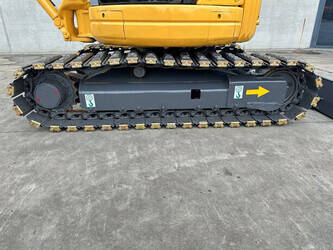 2010-komatsu-pc40mr-1-1493434-49301911