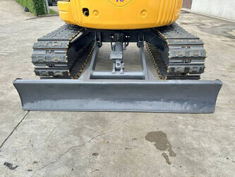 2010-komatsu-pc40mr-1-1493434-49301916