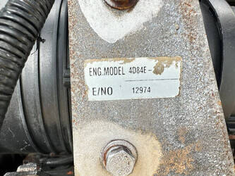 2010-komatsu-pc40mr-1-1493434-49301924