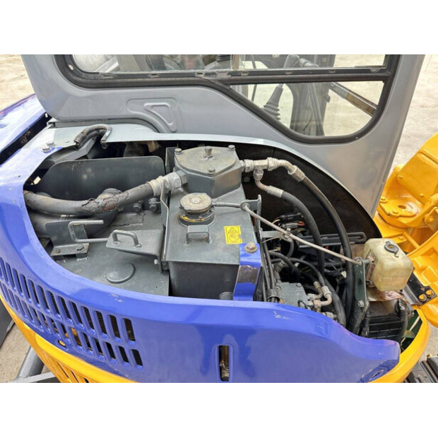 2010 كوماتسو PC40MR-1-49301927