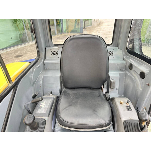 2010 كوماتسو PC40MR-1-49301934