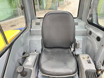 2010-komatsu-pc40mr-1-1493434-49301934