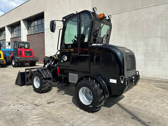 2026-wolf-mini-780t-1493438-49302095