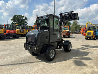 2026-wolf-mini-780t-1493438-49302141