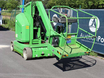 2013-jlg-toucan-12e-plus-1493446-49302476