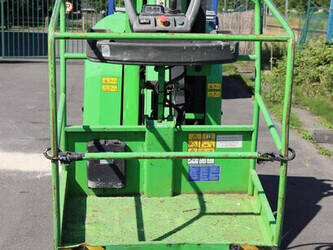 2013-jlg-toucan-12e-plus-1493446-49302477