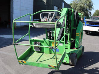 2013-jlg-toucan-12e-plus-1493446-49302478