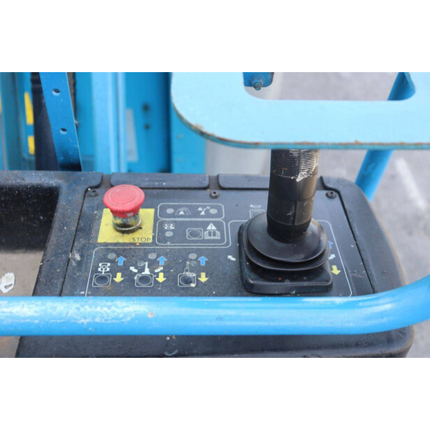 2014 Genie GR26J-49302614