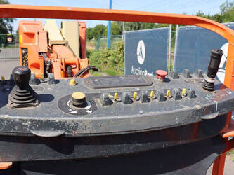 2007-jlg-e300ajp-1493452-49302727