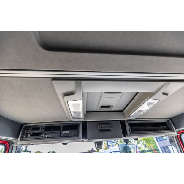 2017 رينو T460-49302758