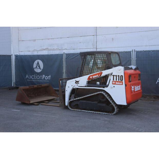 2014 بوبكات T110-49302766
