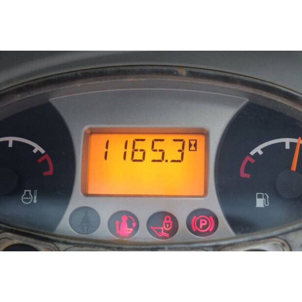 2014 بوبكات T110-49302801