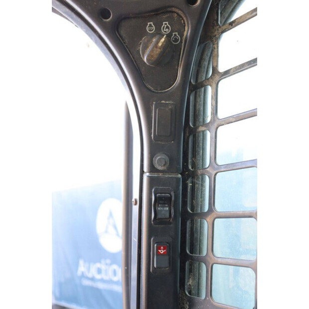 2015 بوبكات S590-49302840