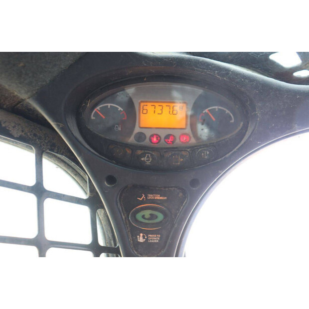 2015 بوبكات S590-49302844