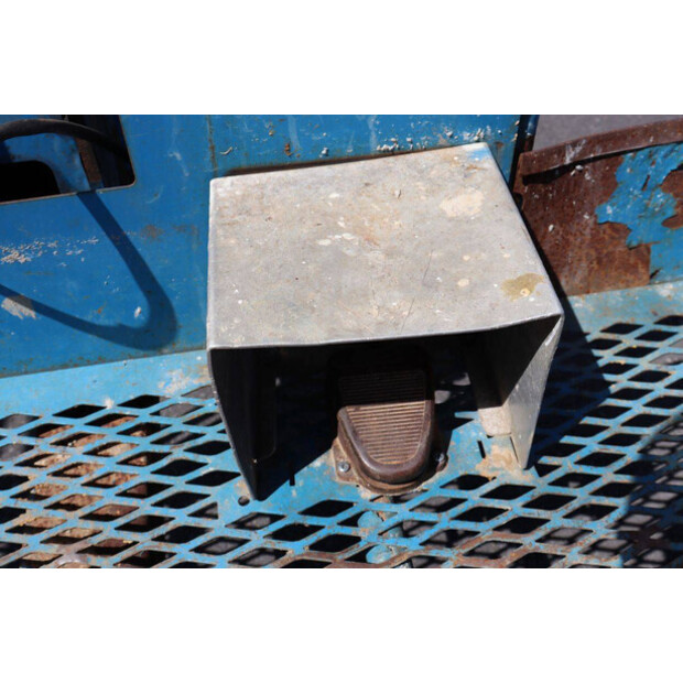 2012 Genie S-65-49302883