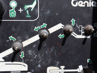 2012-genie-s-65-1493455-49302900