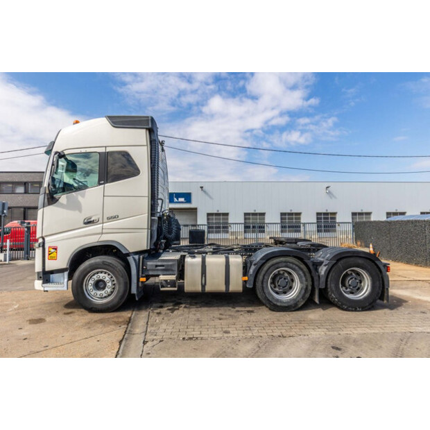 2018 فولفو FH550-49303048