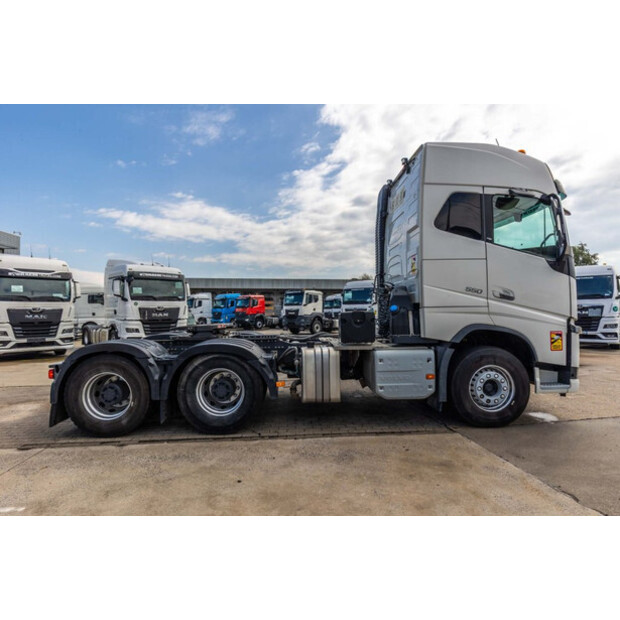 2018 فولفو FH550-49303091