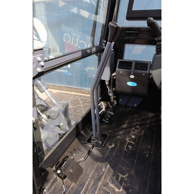 2025 Eurotrac SQ18A/HE18CP-49303427