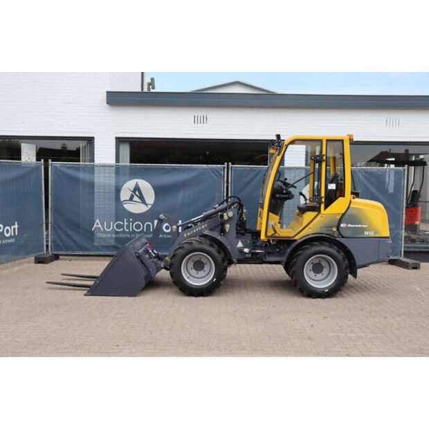 2020 Eurotrac W12-CIF-49303565