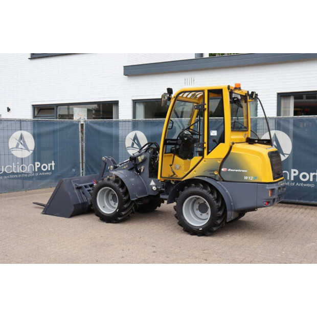 2020 Eurotrac W12-CIF-49303566