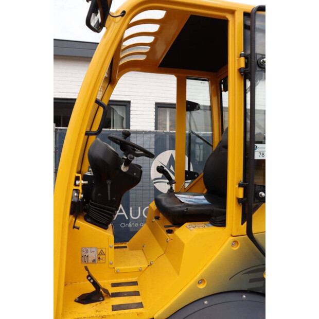 2020 Eurotrac W12-CIF-49303587