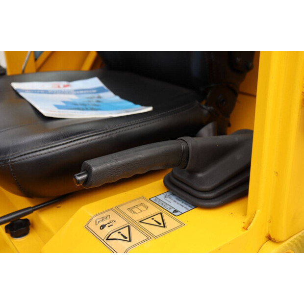 2020 Eurotrac W12-CIF-49303589