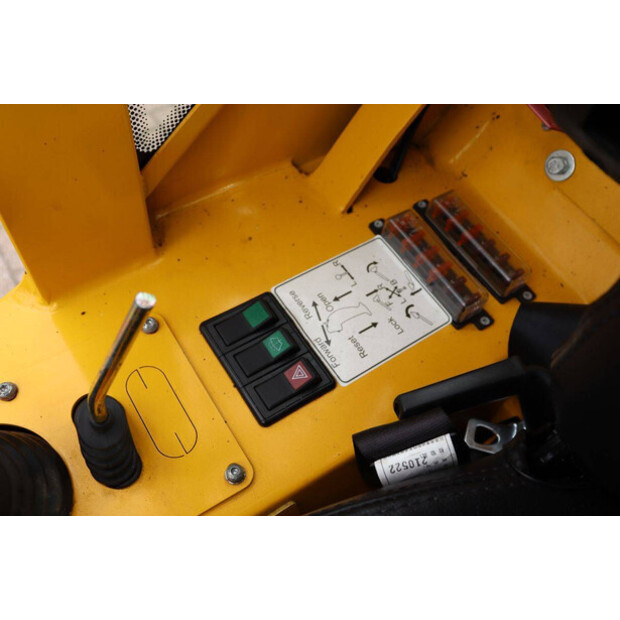 2020 Eurotrac W12-CIF-49303592