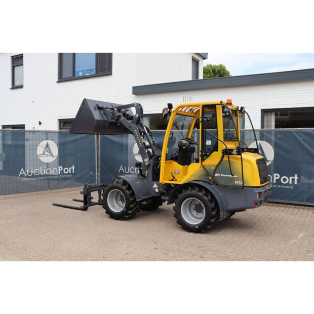 2020 Eurotrac W12-CIF-49303603