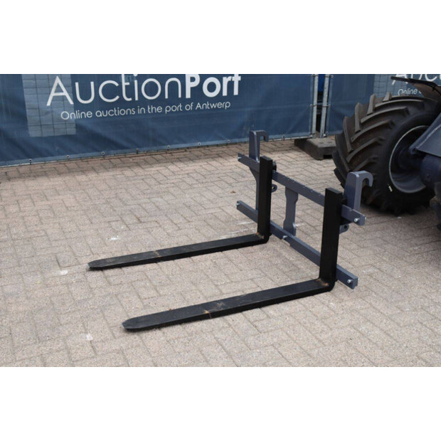 2020 Eurotrac W12-CIF-49303605